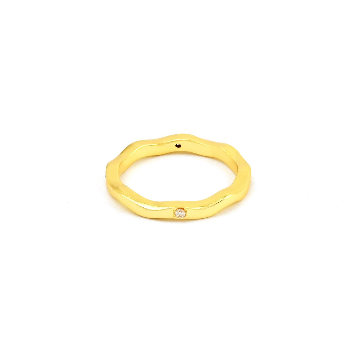 White CZ Wave Band Ring - La Vitá Jewels