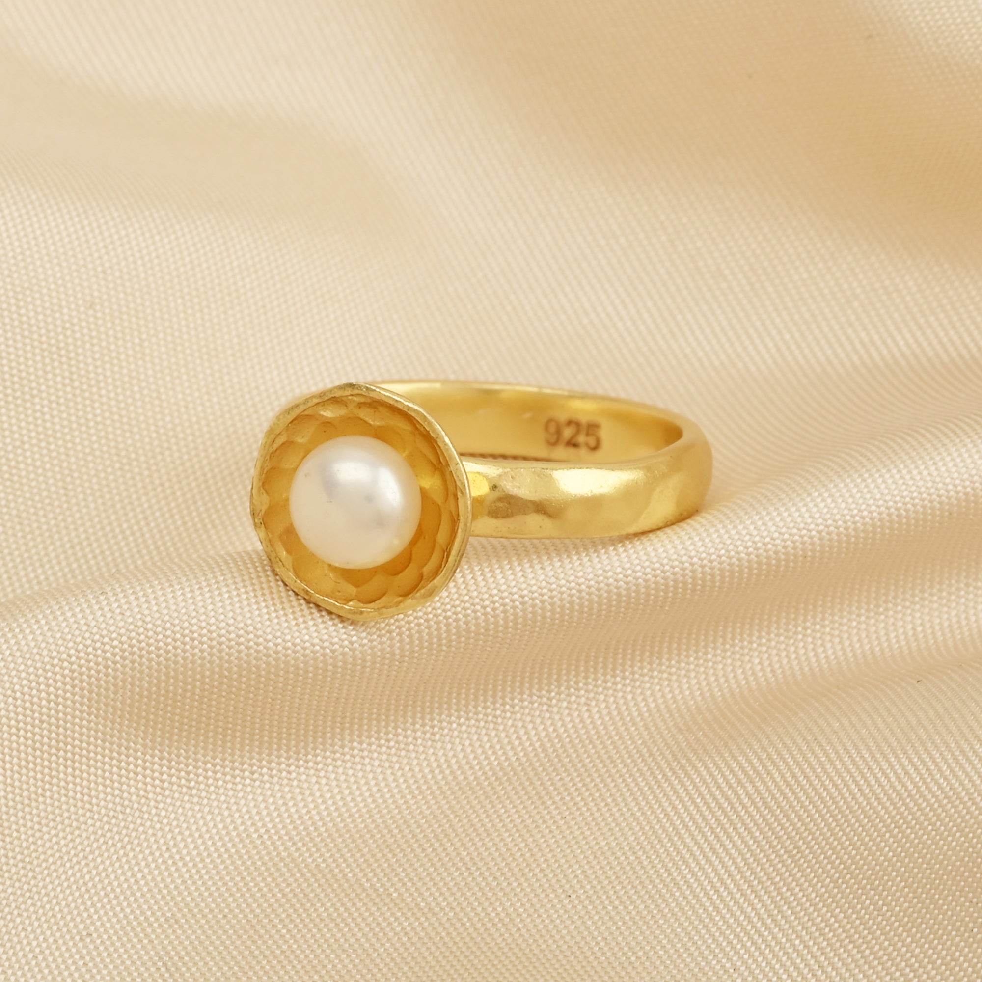 Sterling Silver Pearl Gemstone Statement Rings - La Vitá Jewels