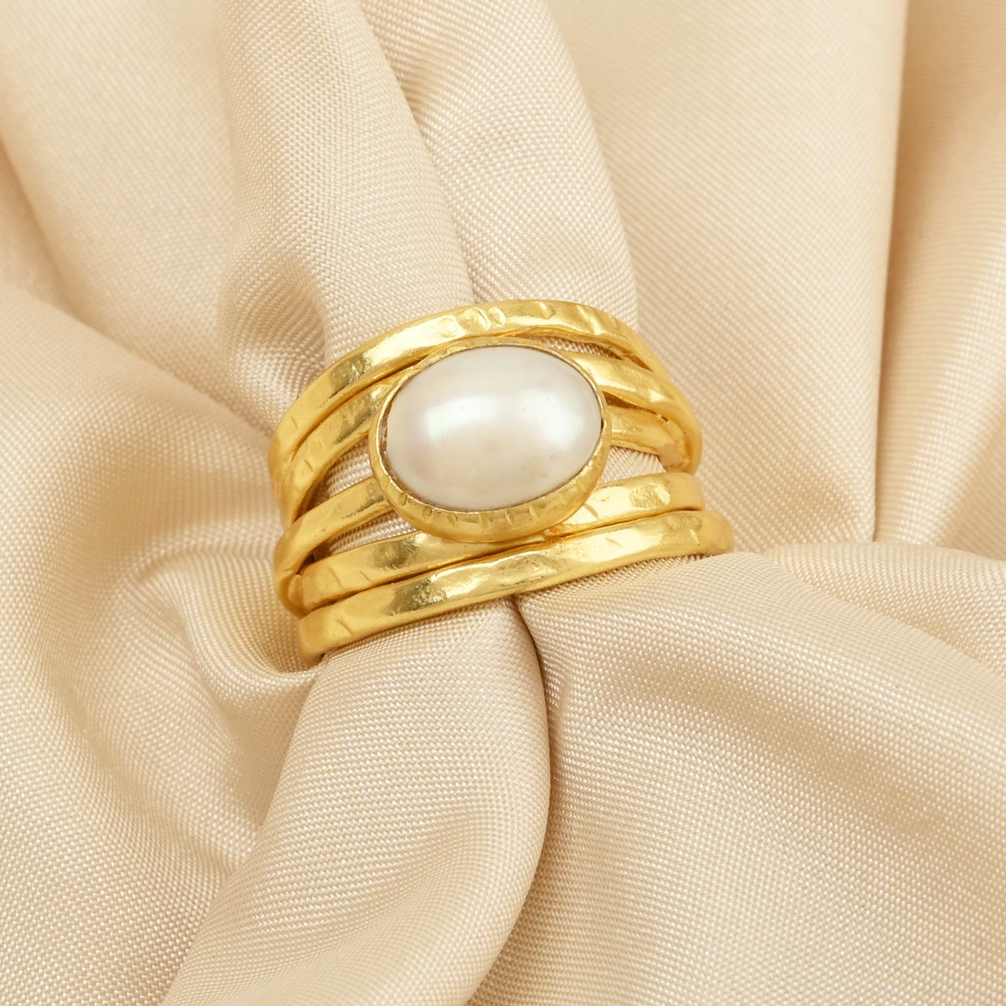 Pearl, Aquamarine, Black Onyx Statement Ring - La Vitá Jewels