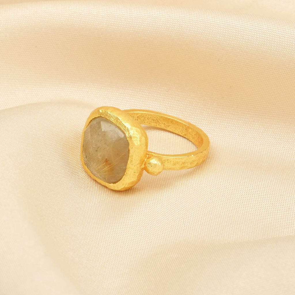 Hammered Square Shaped Ring - La Vitá Jewels