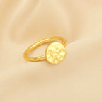 Round Disc Hammered Minimalist Rings - La Vitá Jewels