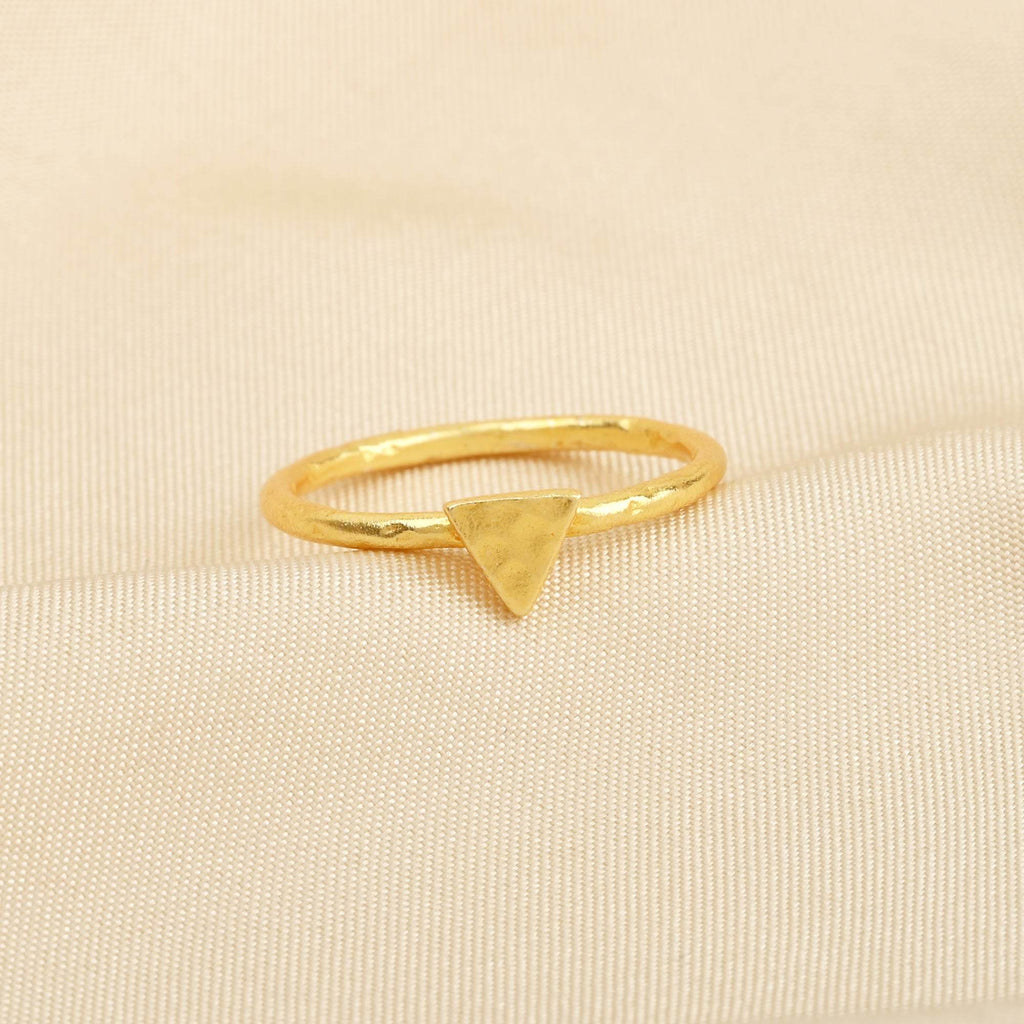 Triangle Shape Hammered Minimalist Rings - La Vitá Jewels