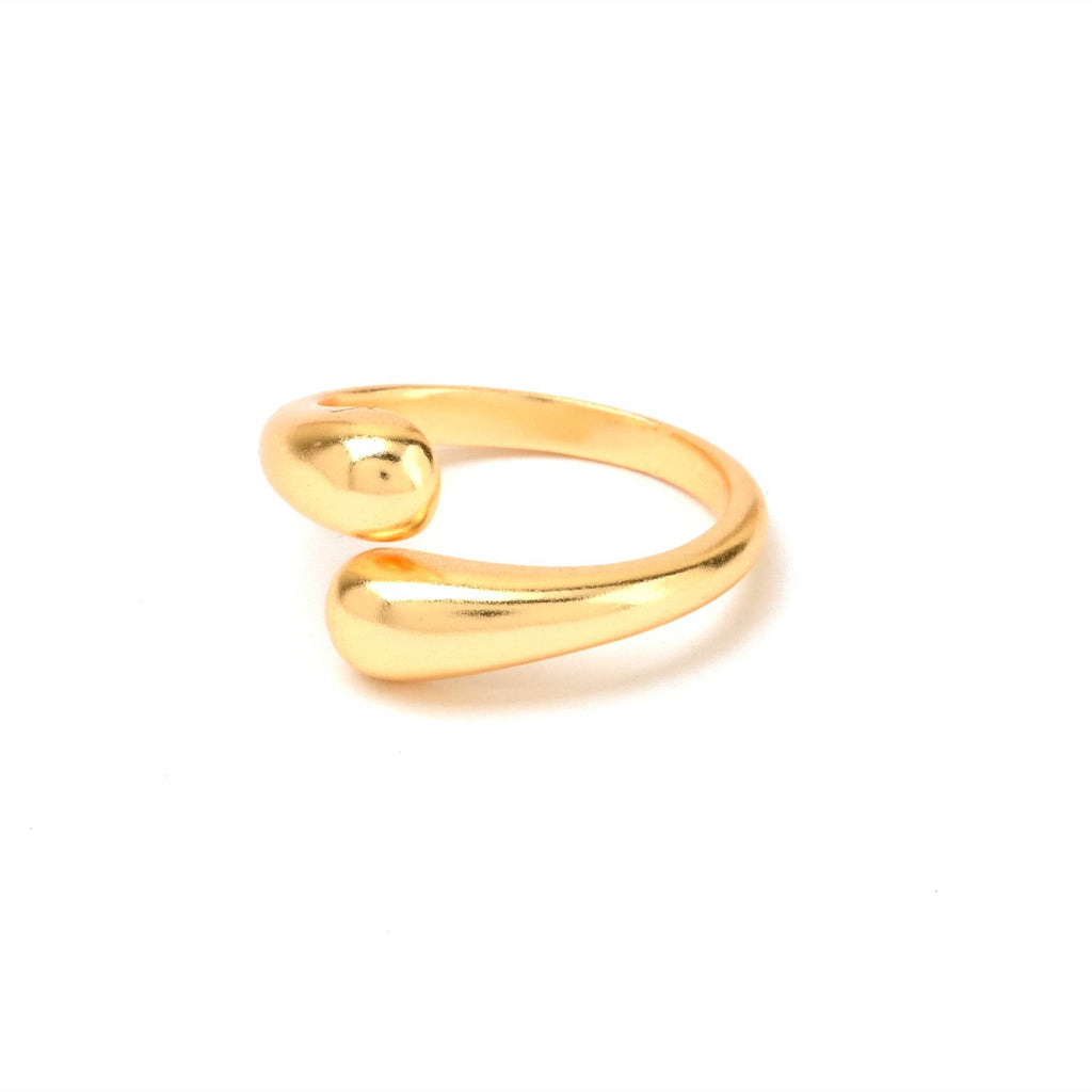 Chunky Gold Love Hug Rings - La Vitá Jewels