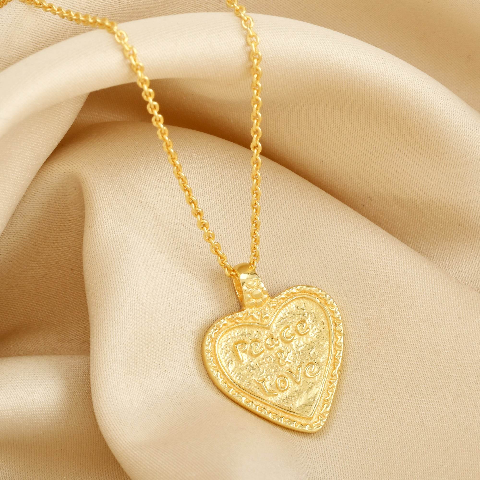 Peace & Love Custom Letter Heart Necklaces - La Vitá Jewels