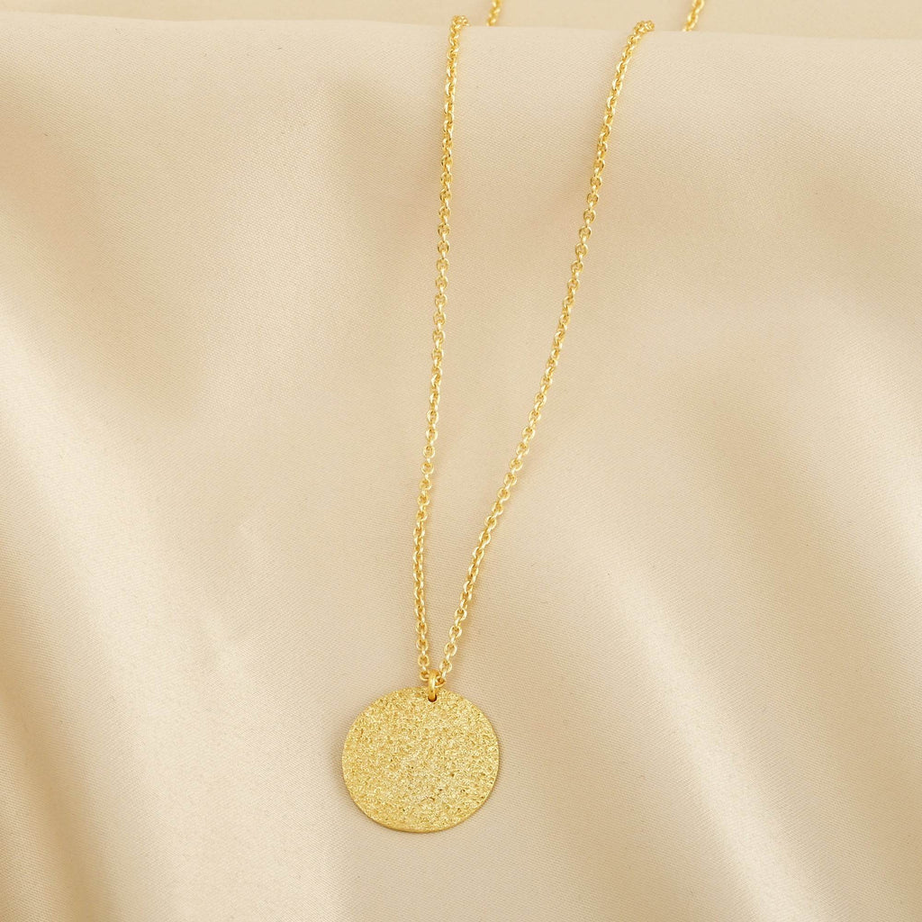 Daisy Hammered Disc Necklaces - La Vitá Jewels