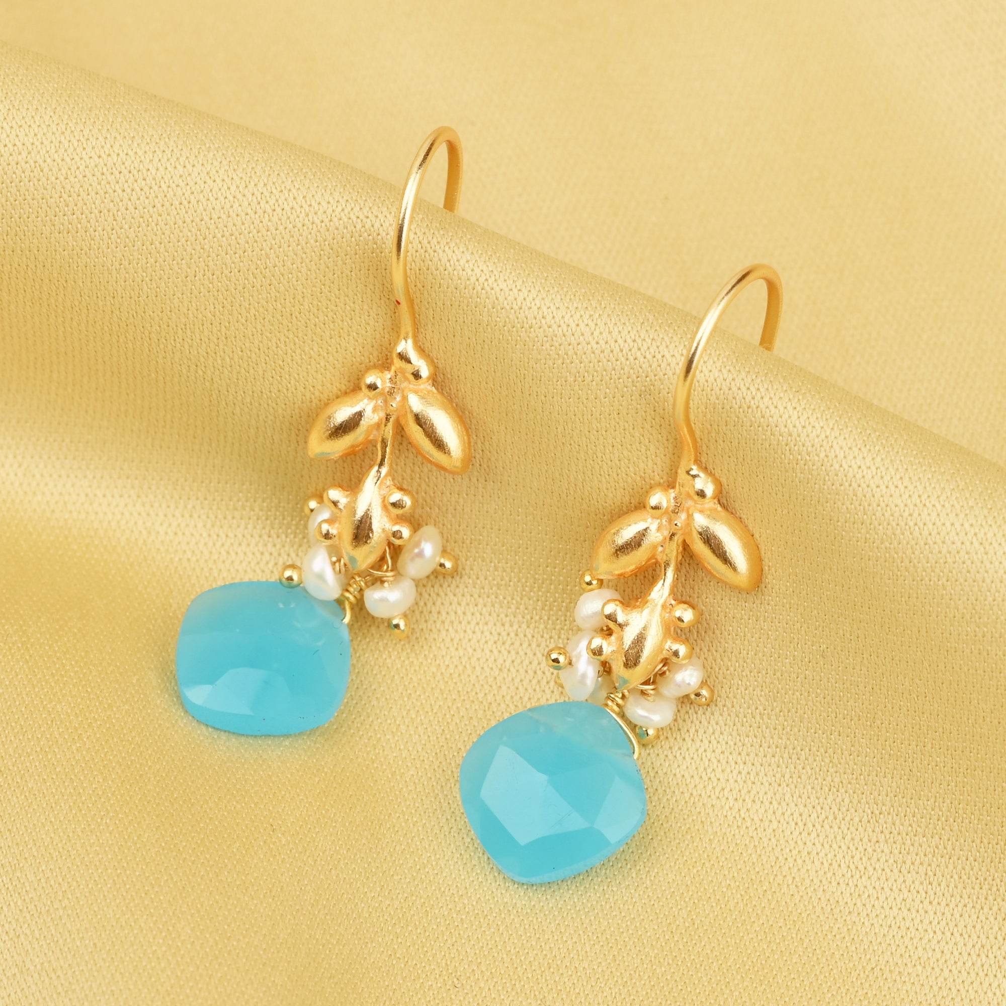 Aqua Chalcedony with Pearl Dangle Earrings - La Vitá Jewels