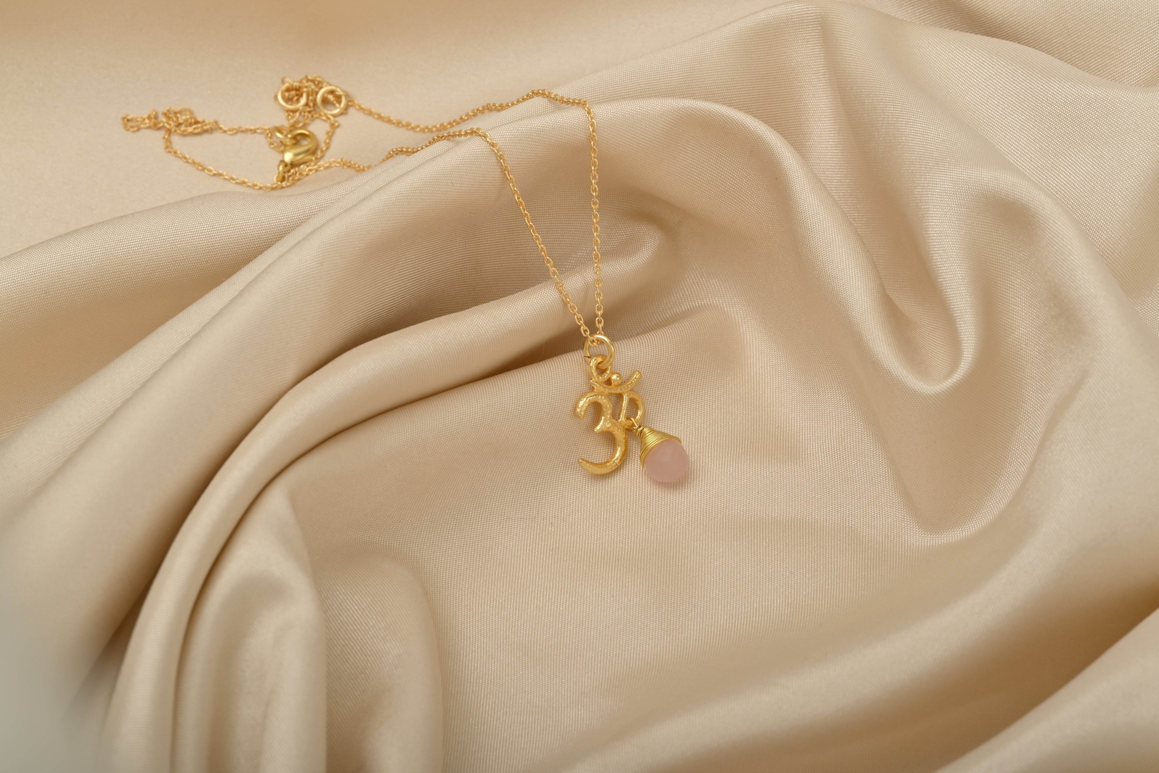 Carnelian, Moonstone with Reflected Bliss Om Necklace - La Vitá Jewels