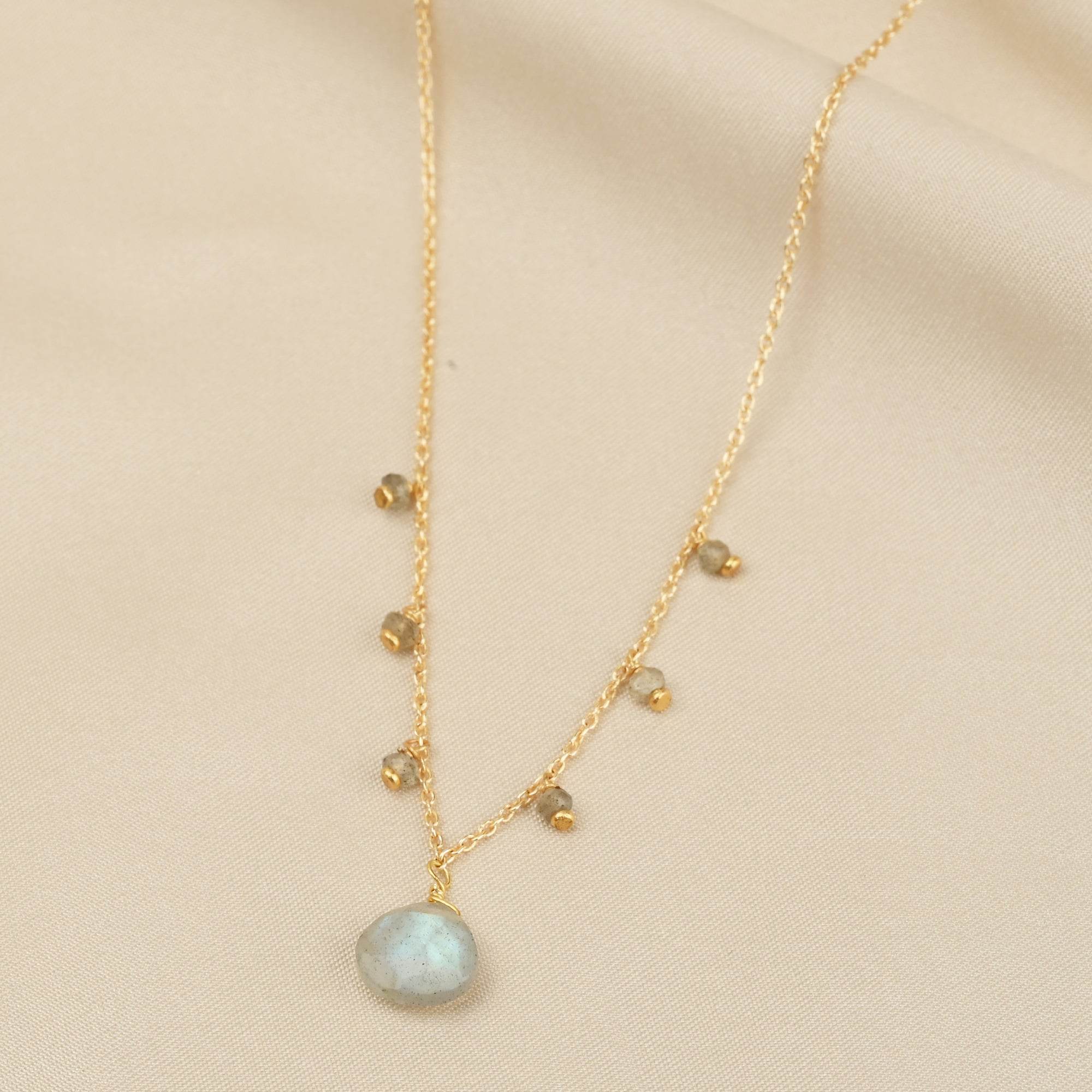 Labradorite with Beads Stone Necklaces - La Vitá Jewels