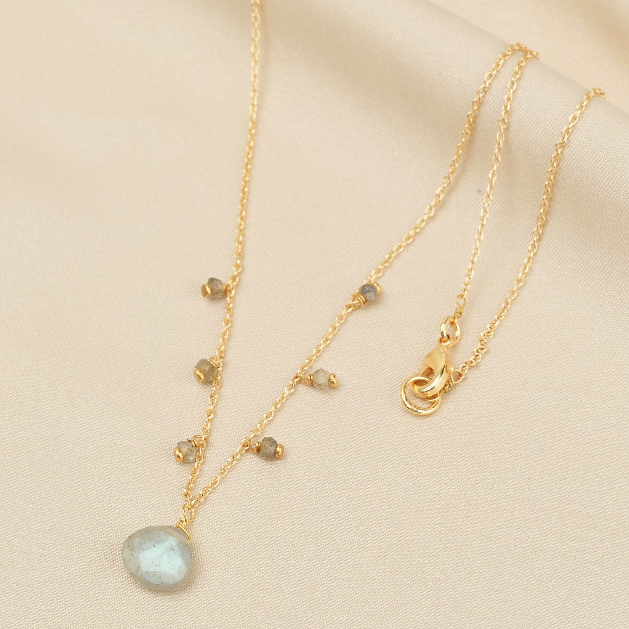 Labradorite with Beads Stone Necklaces - La Vitá Jewels