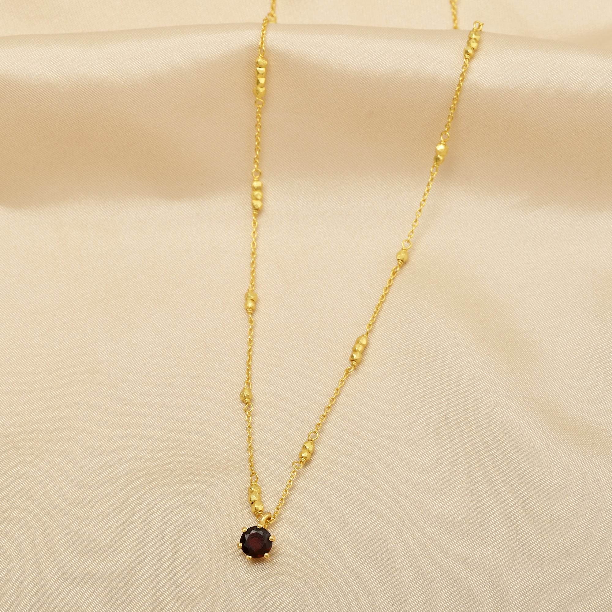 Garnet Gemstone with Metal Beads Necklaces in Sterling Silver - La Vitá Jewels