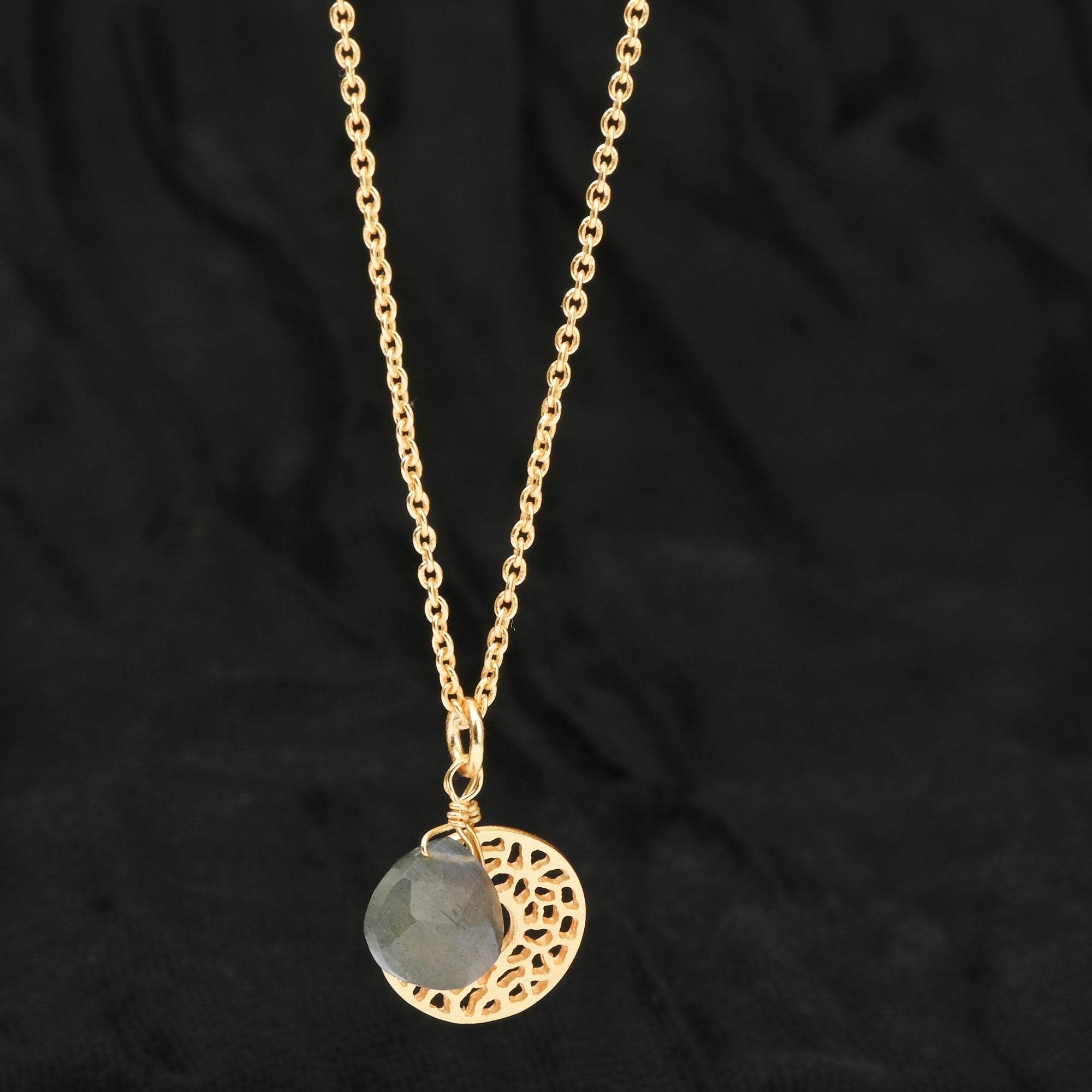 Labradorite with Round Disc Necklaces - La Vitá Jewels