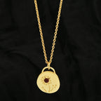 Flower Texture with Garnet Gemstone Necklaces - La Vitá Jewels