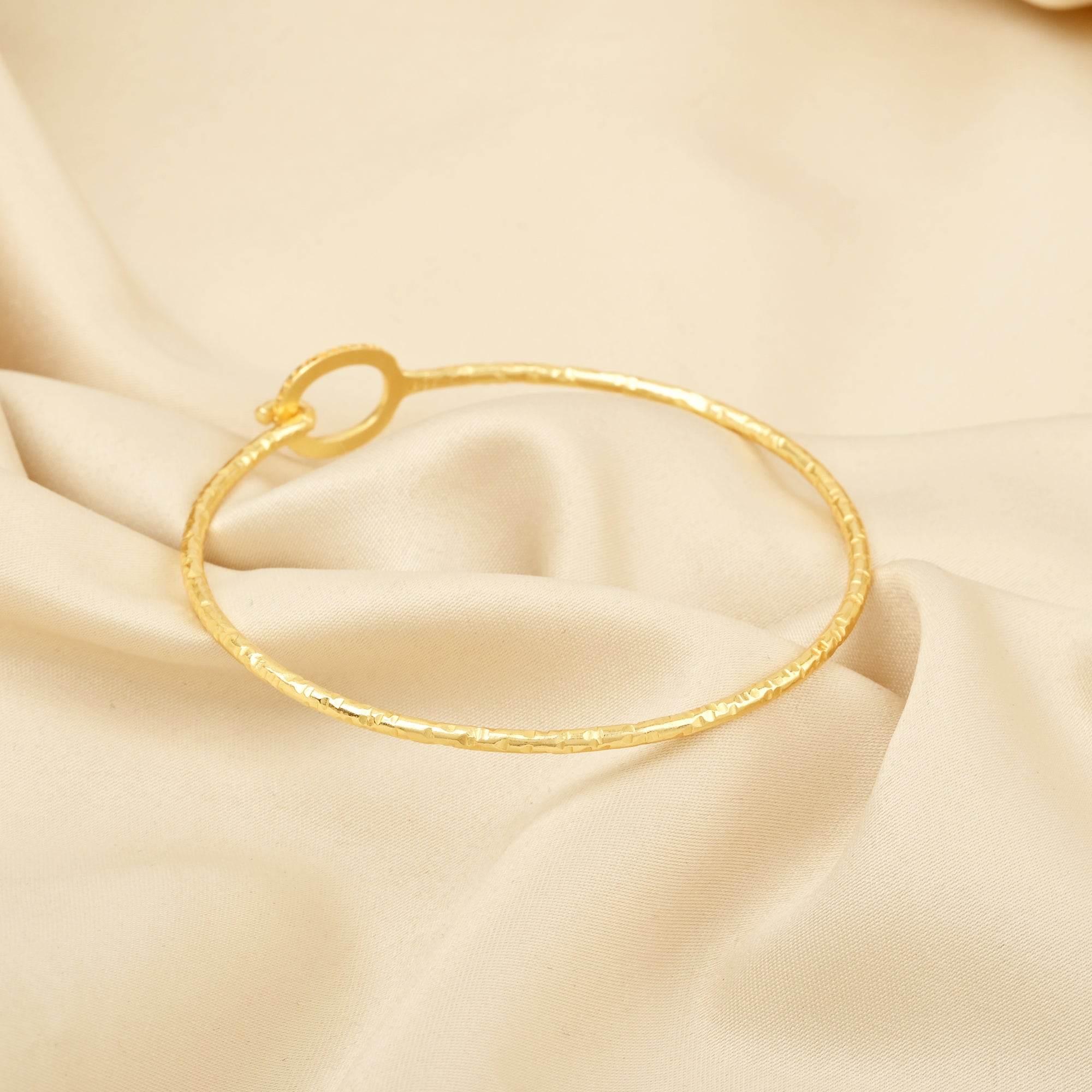 Hammered Metal Bangles/Bracelets - La Vitá Jewels