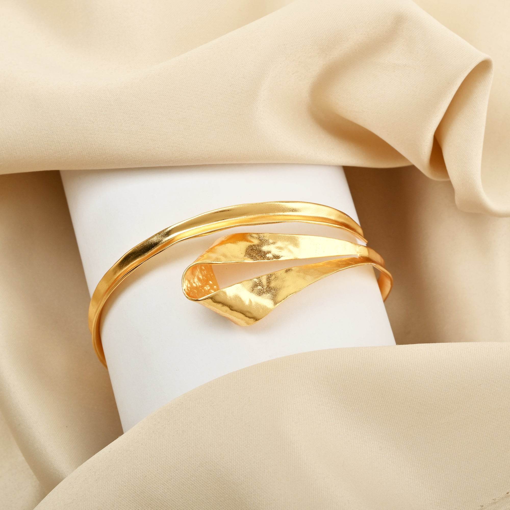 Hammered Adjustable Bangles - La Vitá Jewels