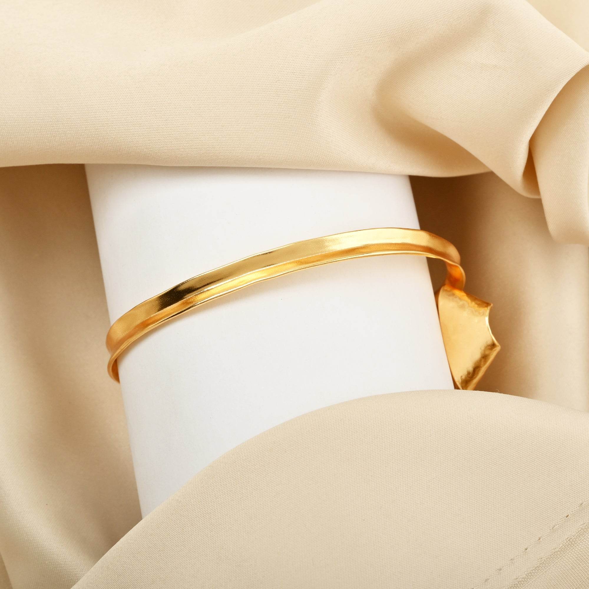 Hammered Adjustable Bangles - La Vitá Jewels