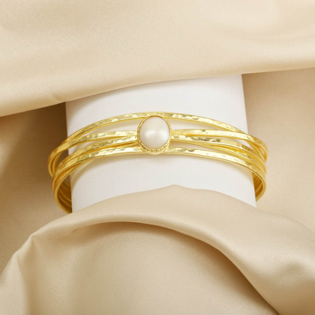 Black Onyx and Pearl Gemstone Adjustable Bangles - La Vitá Jewels