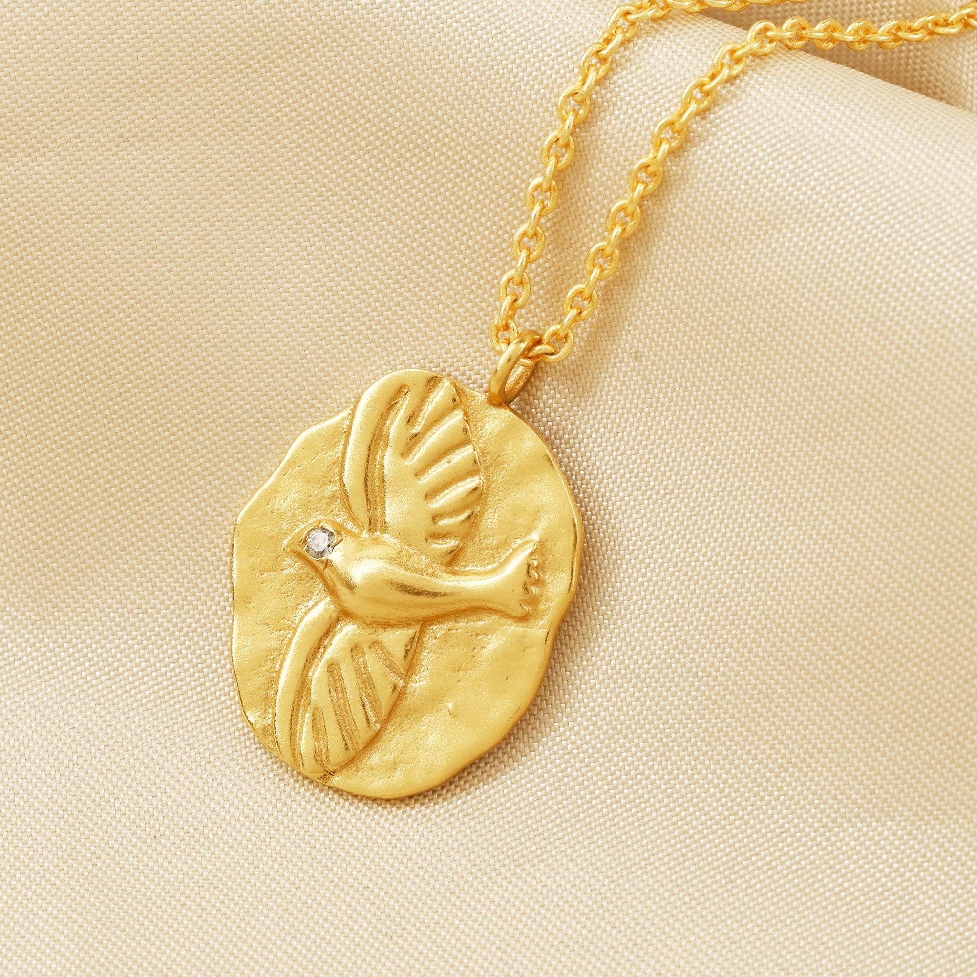 Birds Texture with White Cubic Zirconia Necklaces - La Vitá Jewels