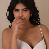 Circle Shape Texture Necklaces