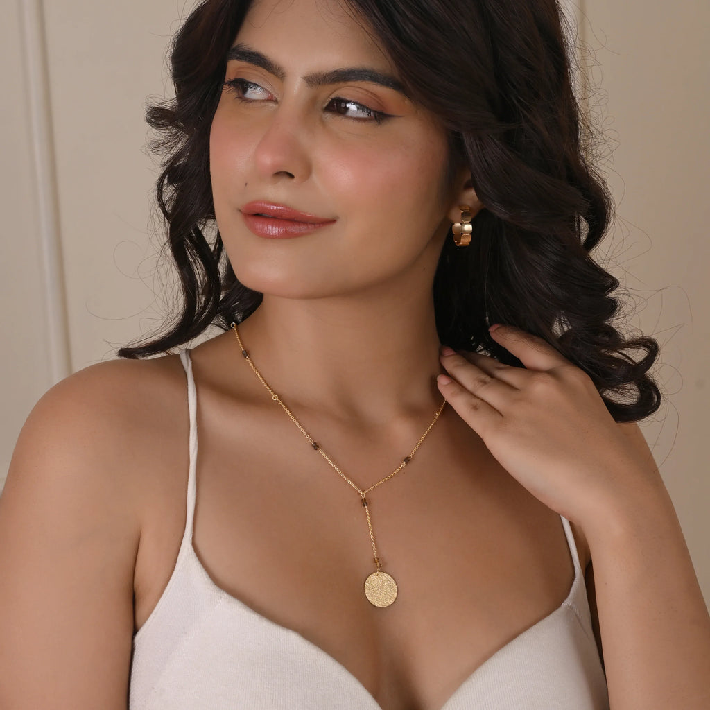 Polly Smoky Topaz gemstone with Round Disc Texture Lariat Necklace - La Vitá Jewels