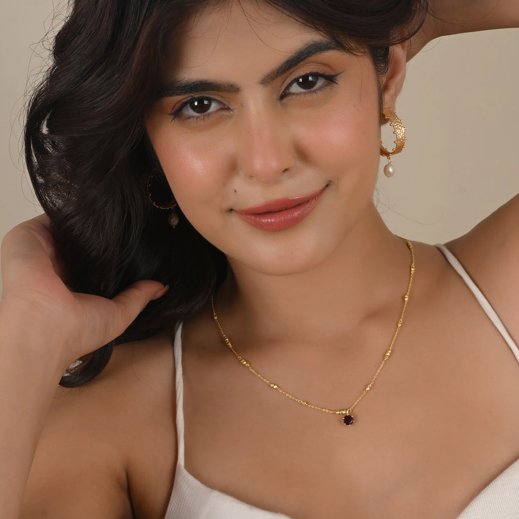 Garnet Gemstone with Metal Beads Necklaces in Sterling Silver - La Vitá Jewels