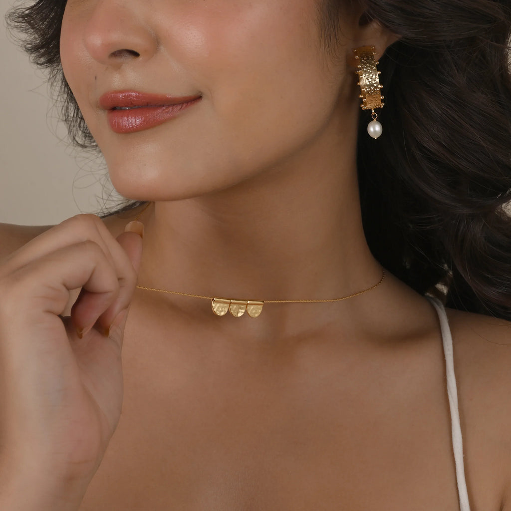 Three Half Moon Hammered Necklaces - La Vitá Jewels