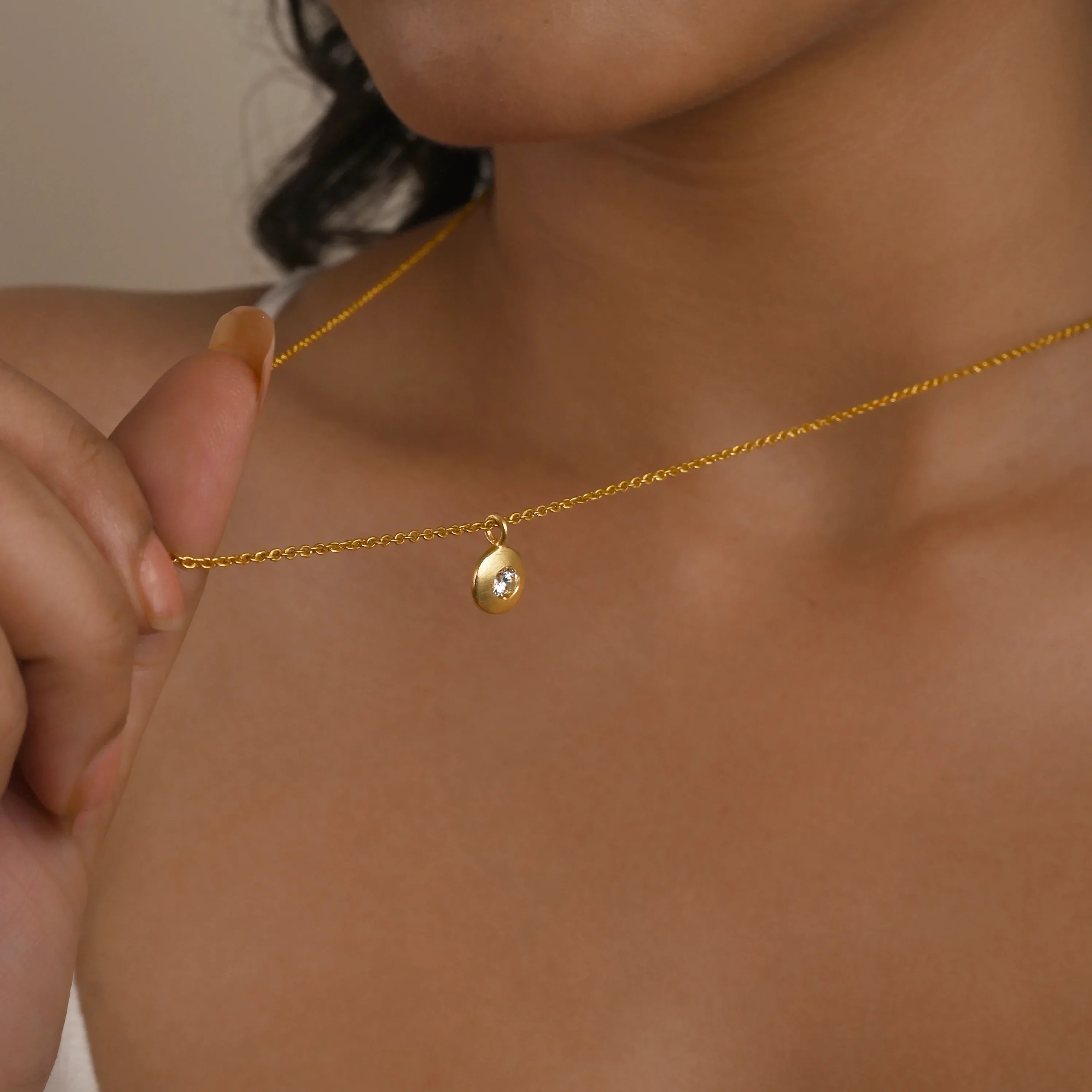 Classy Minimalist Necklace - La Vitá Jewels
