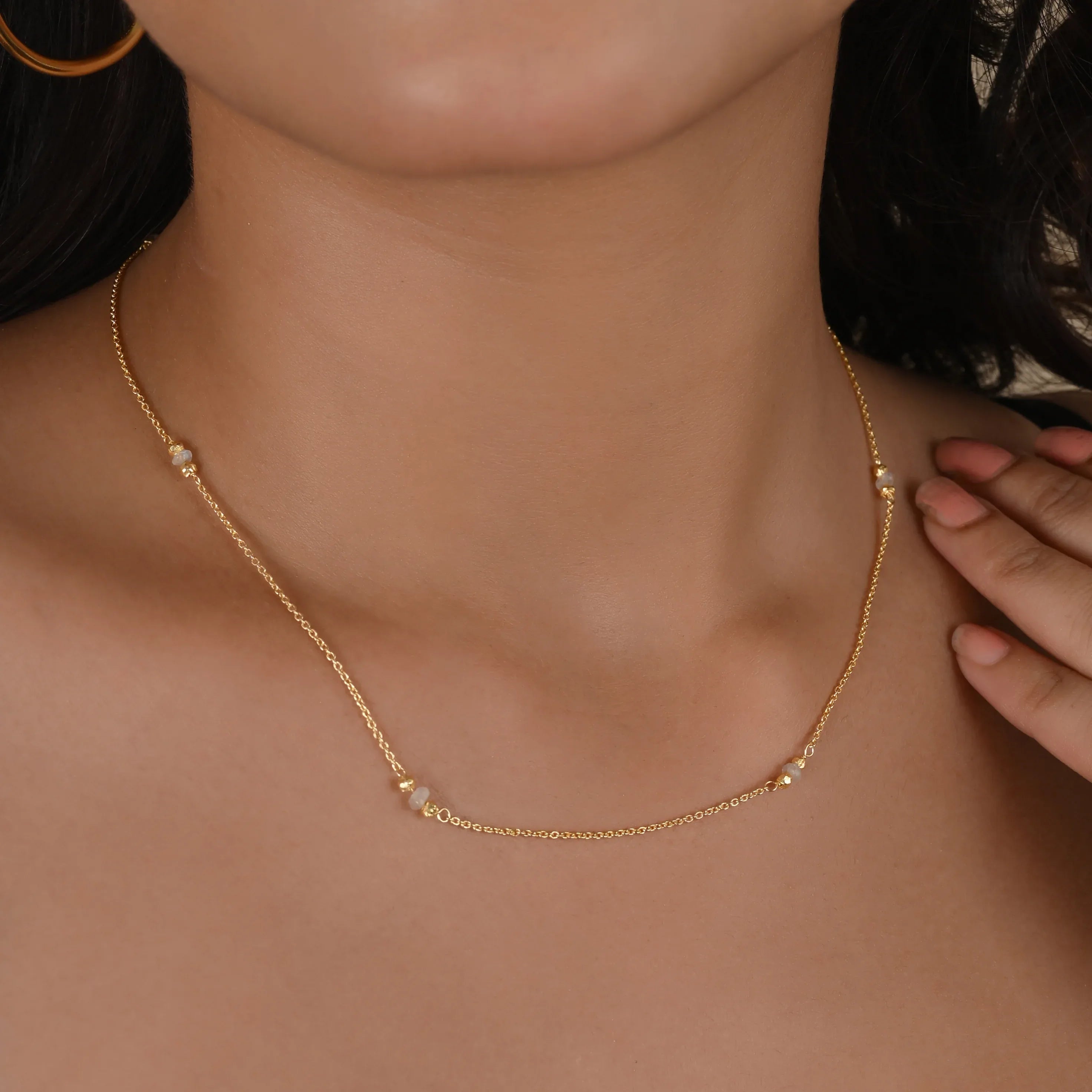 Rainbow Moonstone with Metal Beads Necklaces - La Vitá Jewels