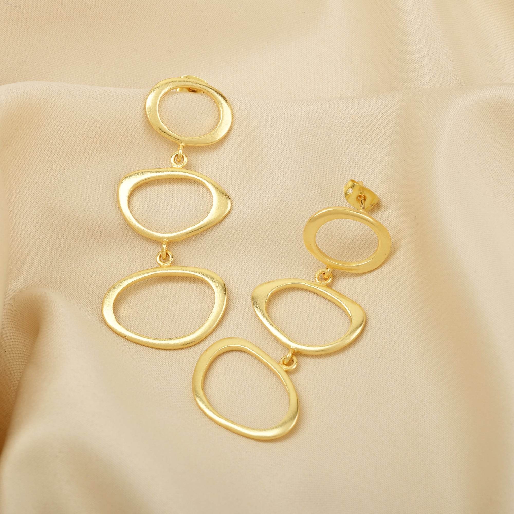Fancy Shape Metal Dangle Earrings - La Vitá Jewels