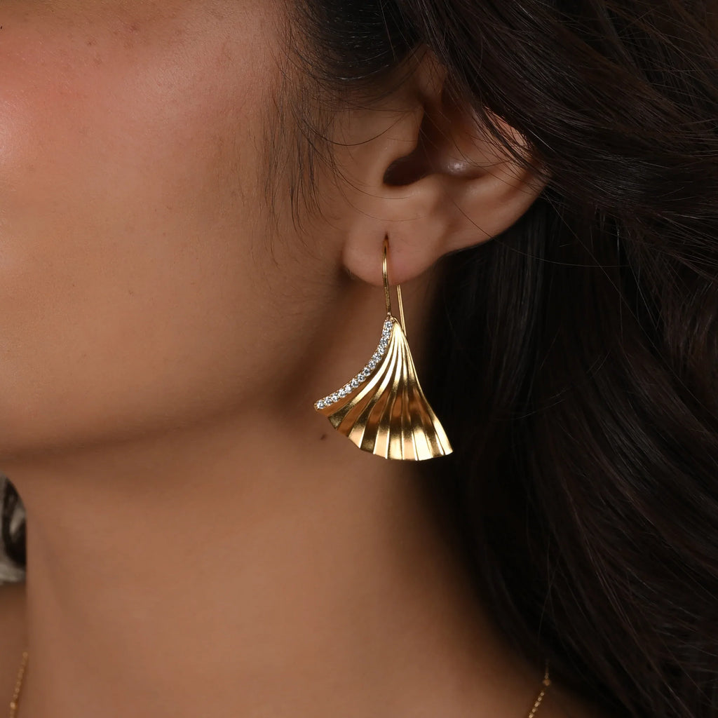 Biloba-Ginkgo Leaf with White CZ Earrings - La Vitá Jewels