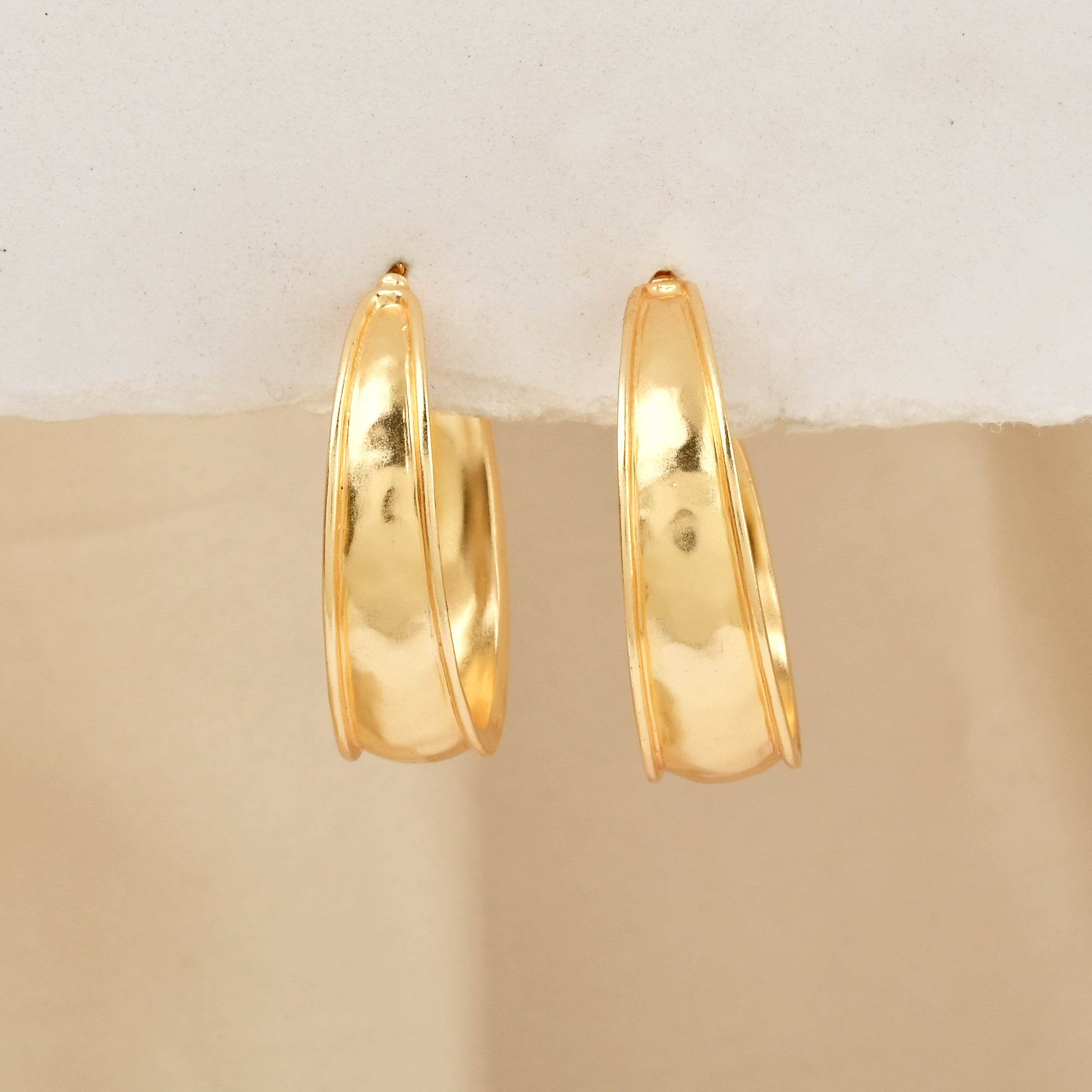Hammered Metal Hoop Earrings - La Vitá Jewels