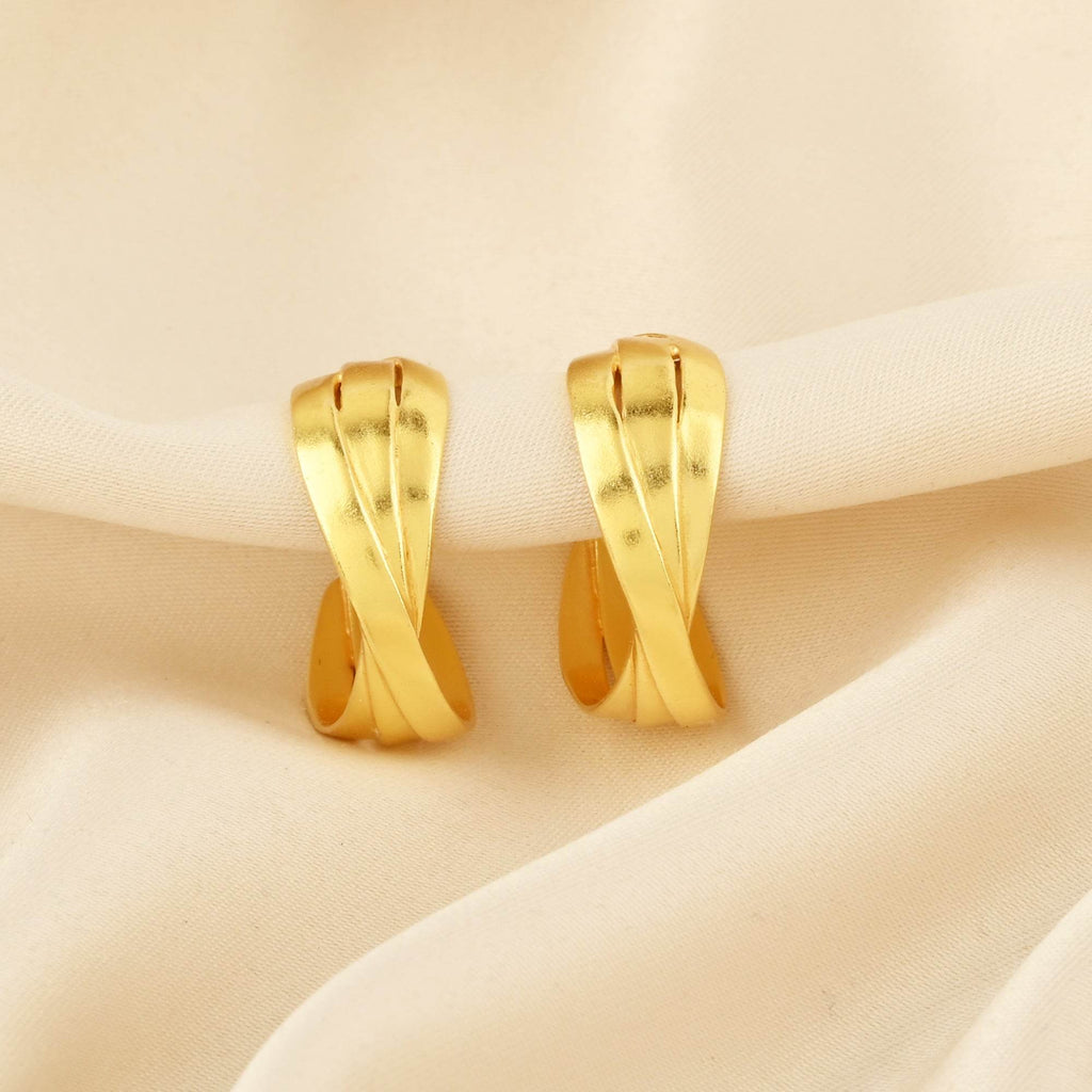 Golden Twisted Hoop Earrings - La Vitá Jewels