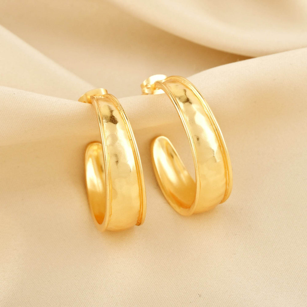 Hammered Metal Hoop Earrings - La Vitá Jewels