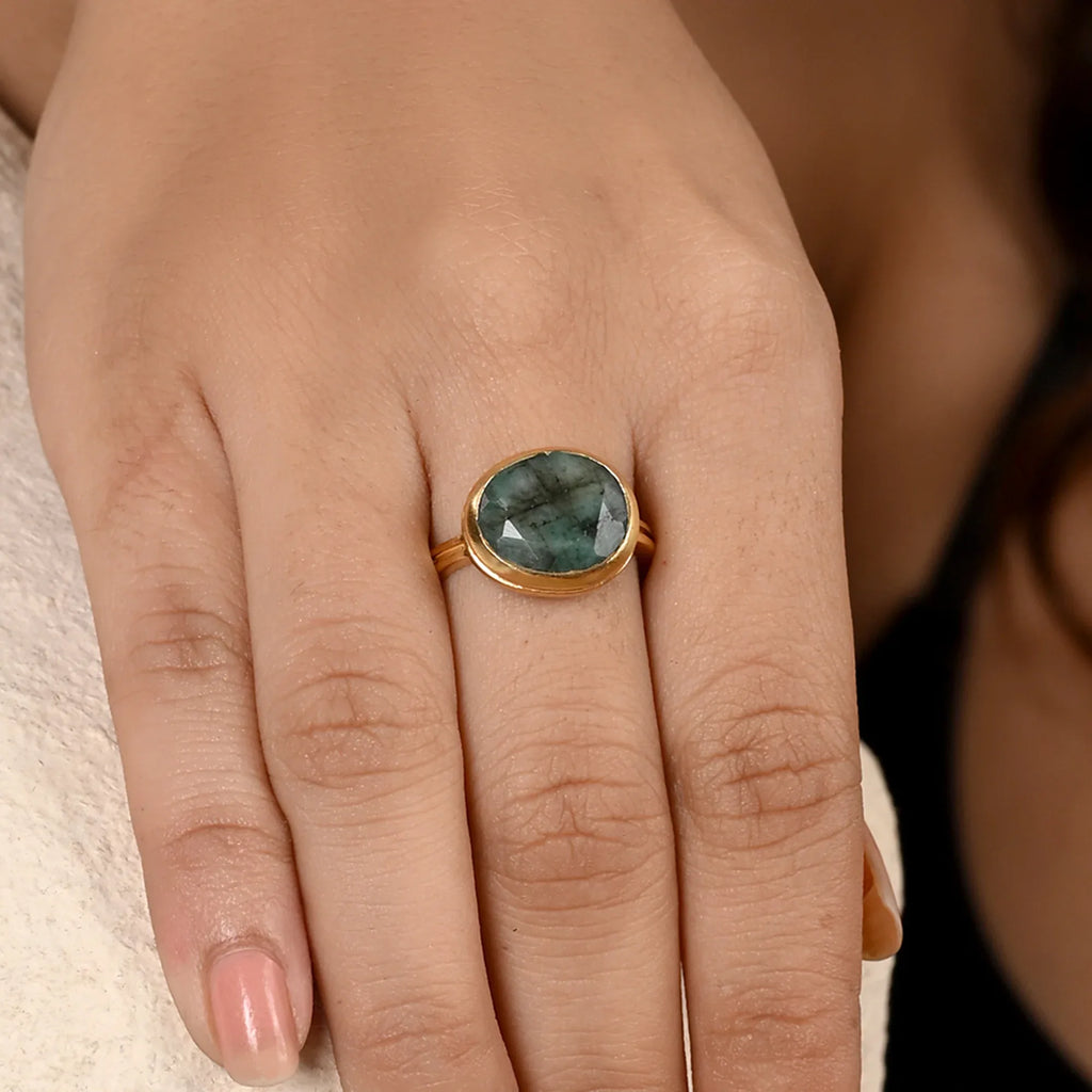 Sterling Silver Emerald Gemstone Rings - La Vitá Jewels
