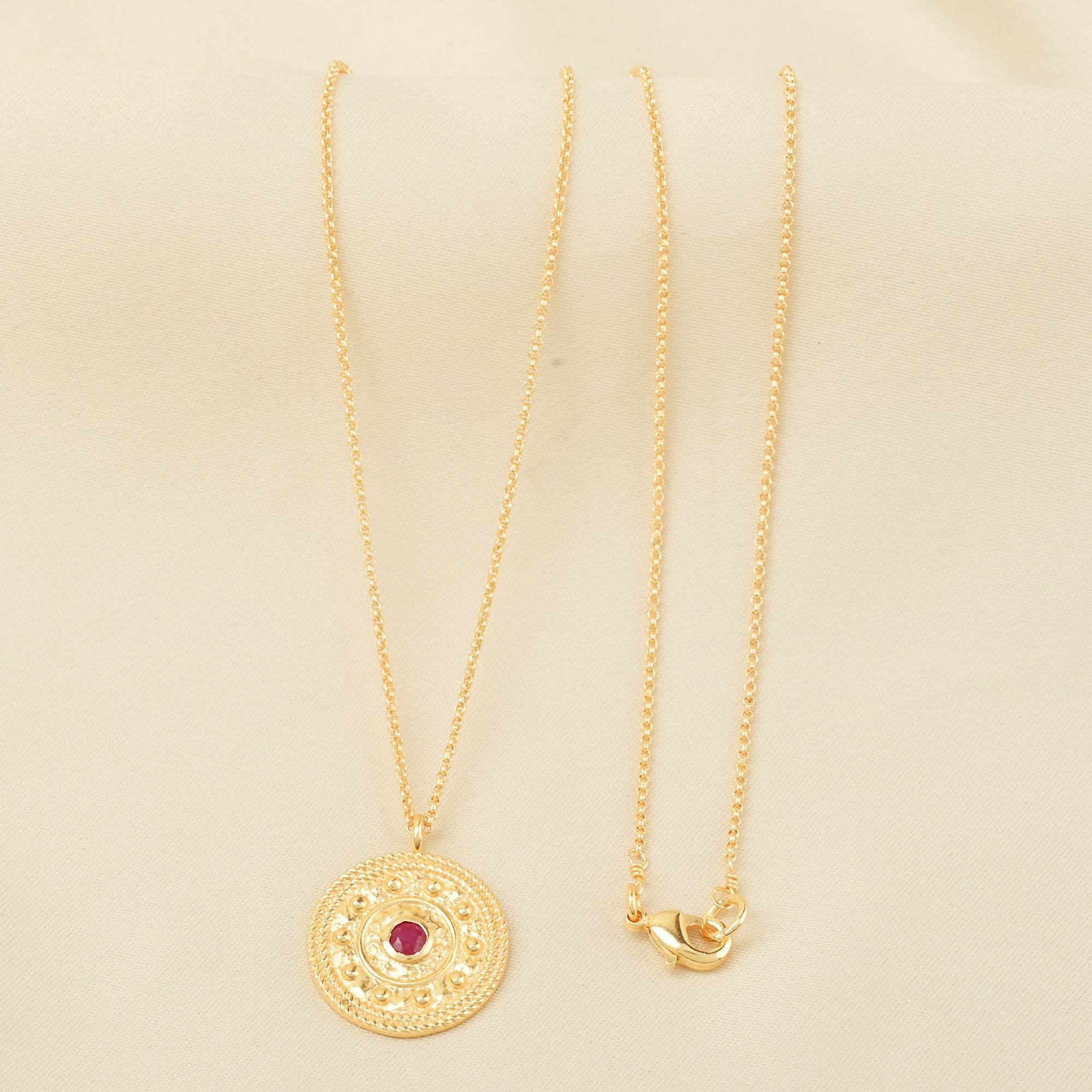 Ruby Gemstone Textured Necklace - La Vitá Jewels