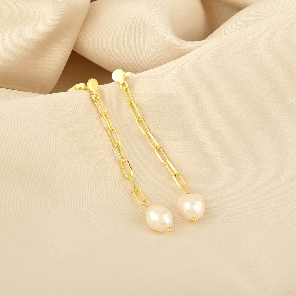 Pearl with Paper Clip Chain Dangle Earring - La Vitá Jewels