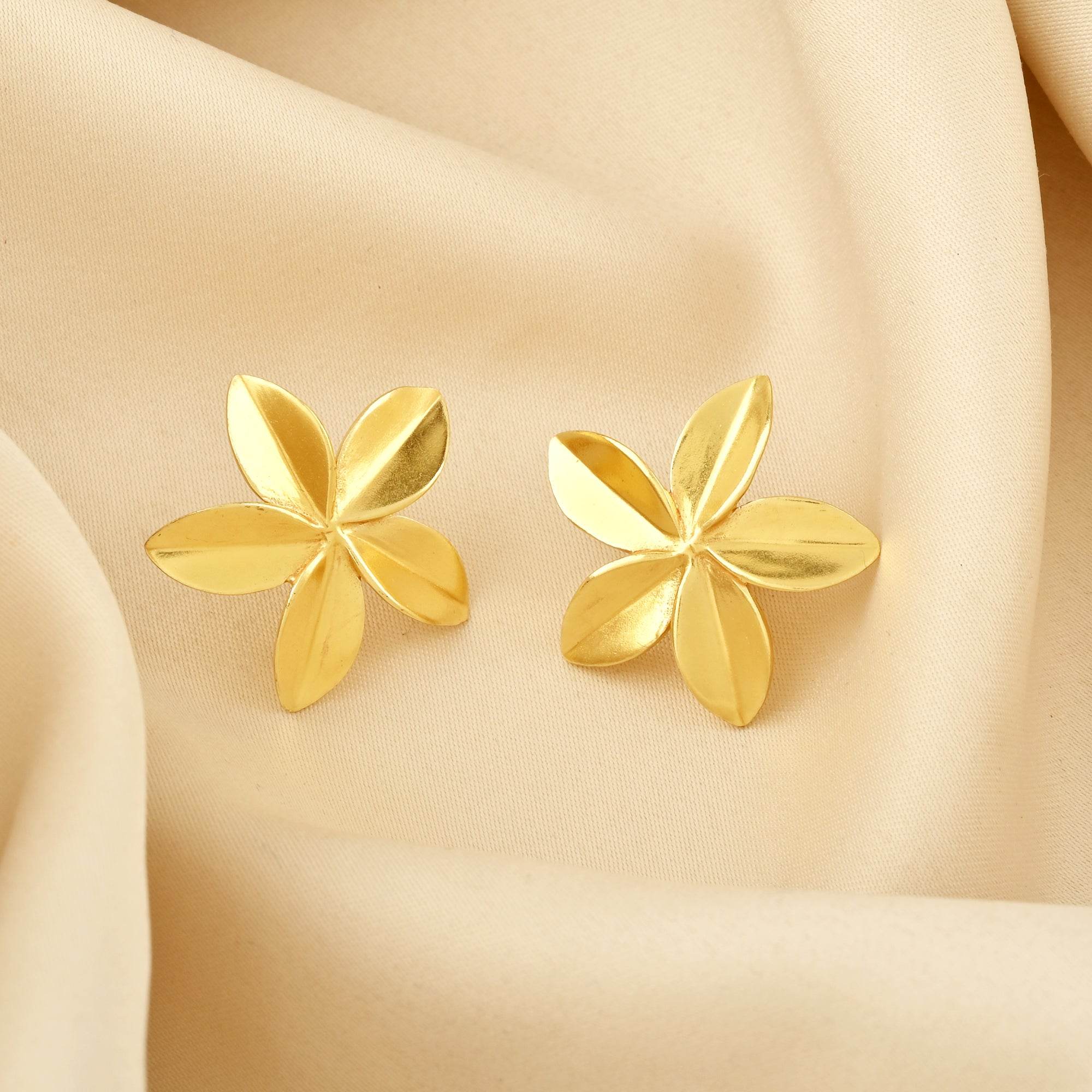 Metal Flower Stud Earrings - La Vitá Jewels
