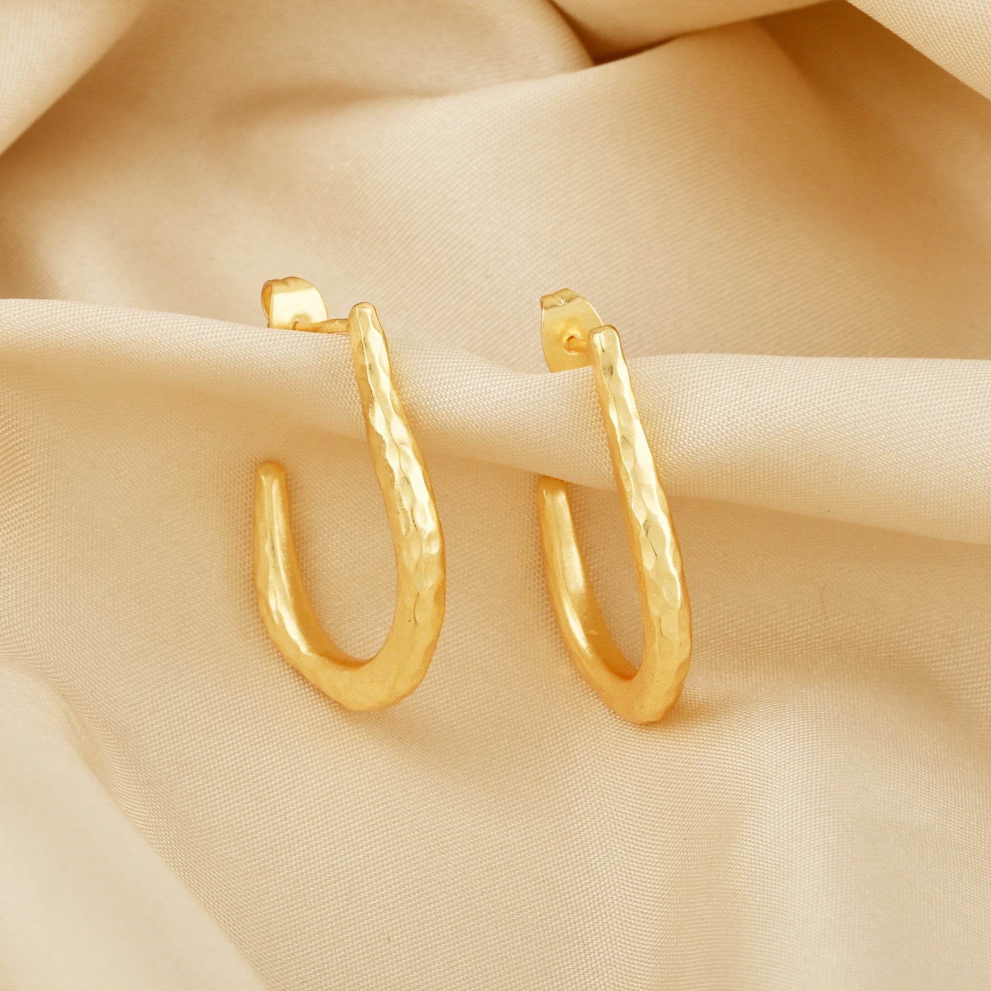 Hammered Drop shape Hoop Earrings - La Vitá Jewels