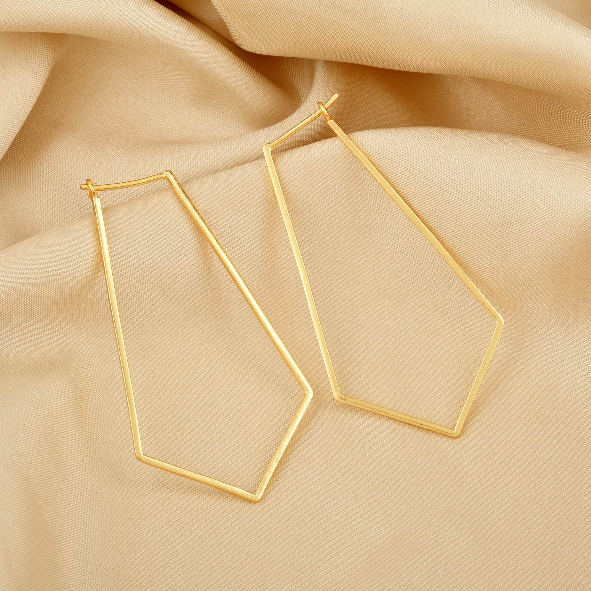 Dainty Pentagon Hoop Earrings - La Vitá Jewels