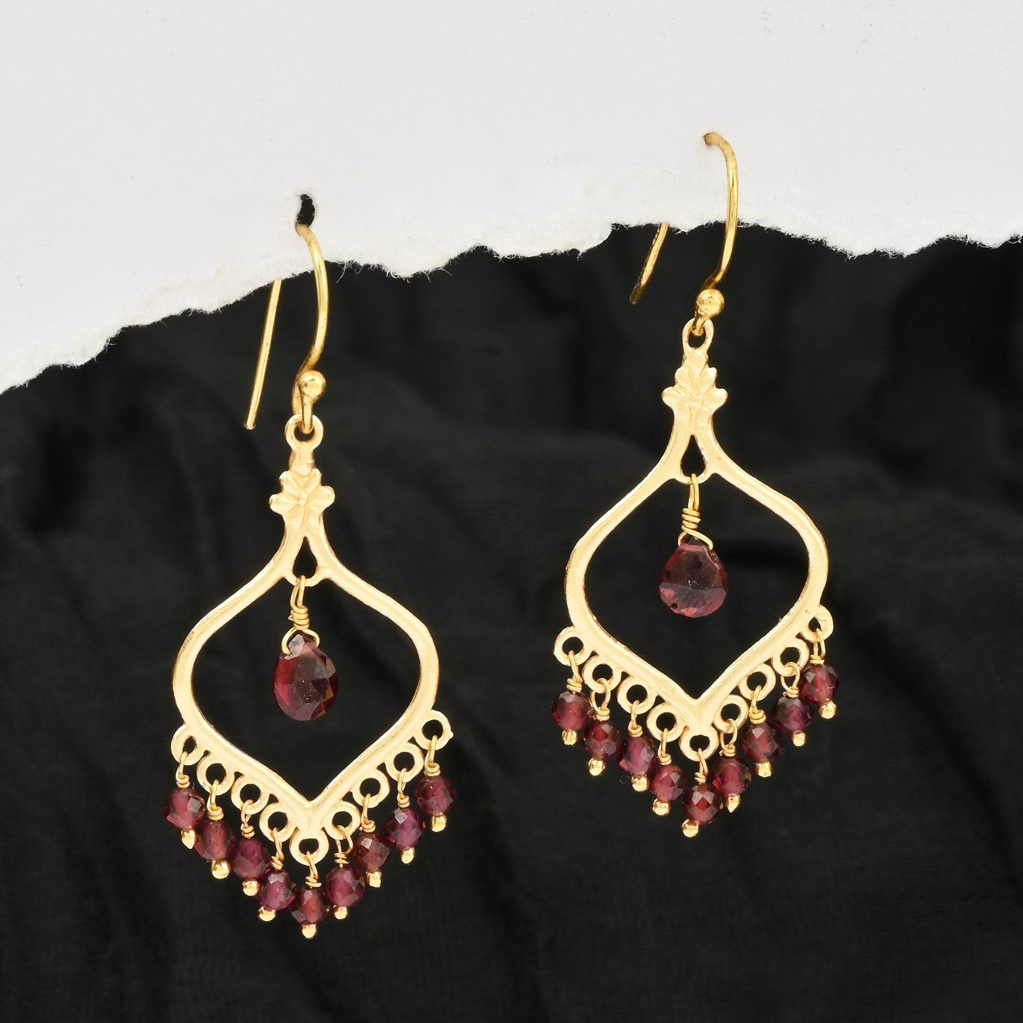 Majestic Garnet Gemstone Fringe Earring - La Vitá Jewels