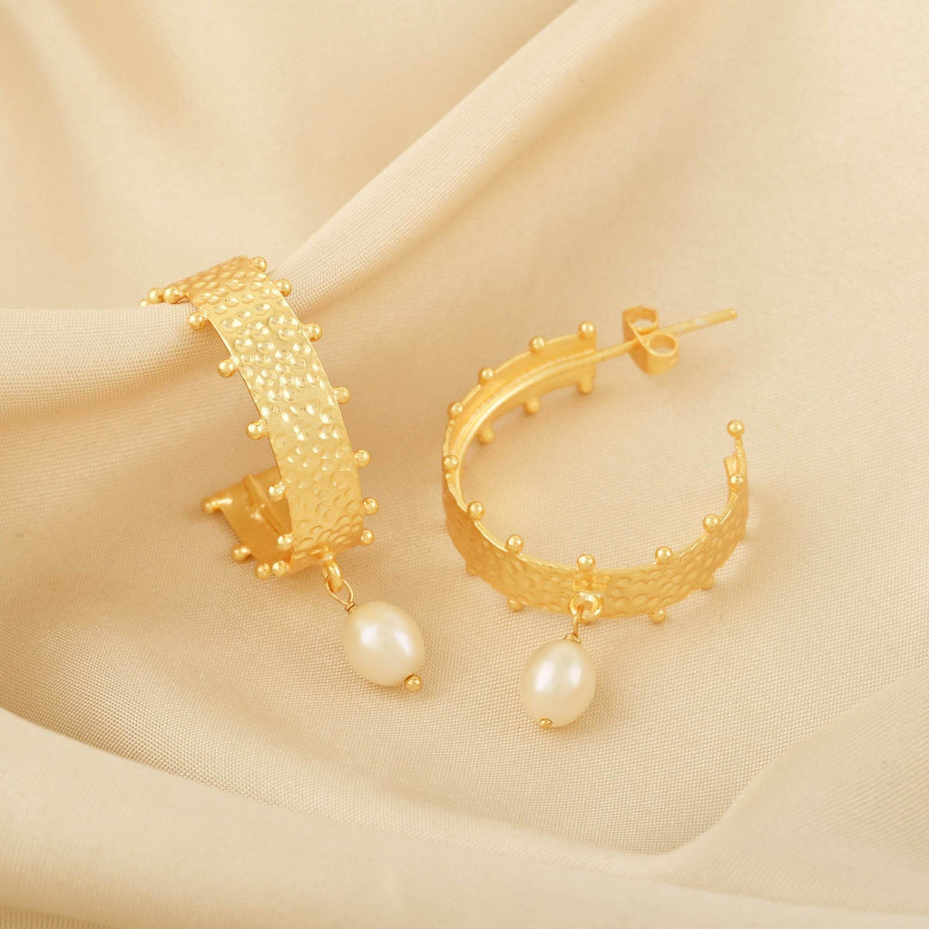 Hand Textured with Pearl Hoop Earrings - La Vitá Jewels