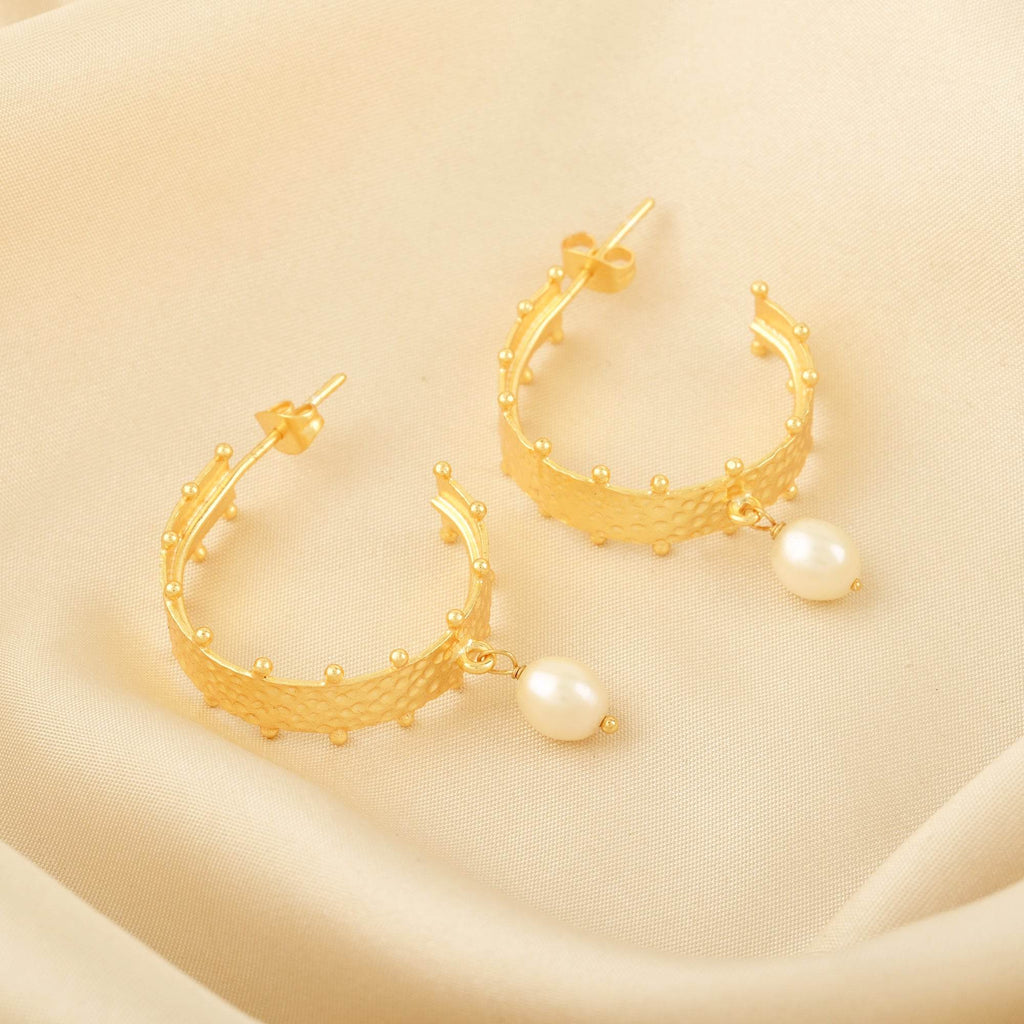 Hand Textured with Pearl Hoop Earrings - La Vitá Jewels