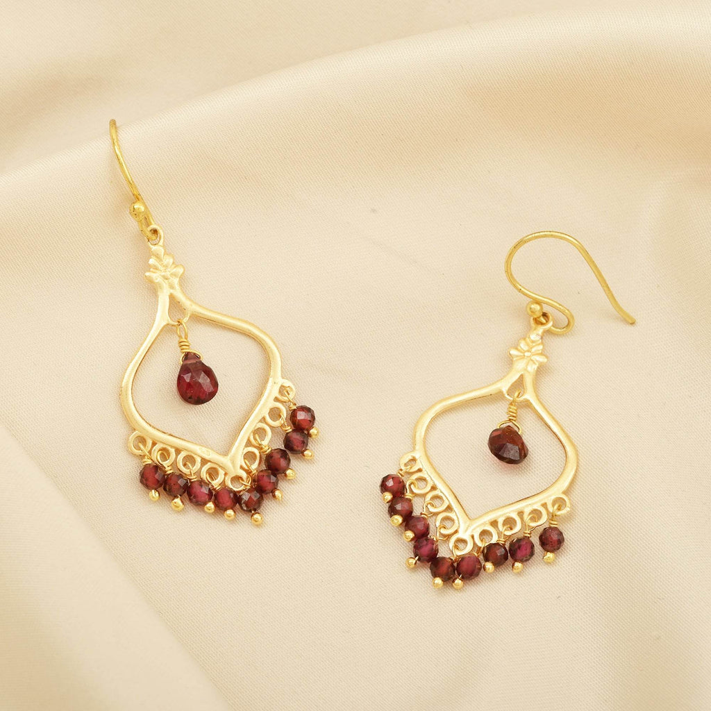 Majestic Garnet Gemstone Fringe Earring - La Vitá Jewels