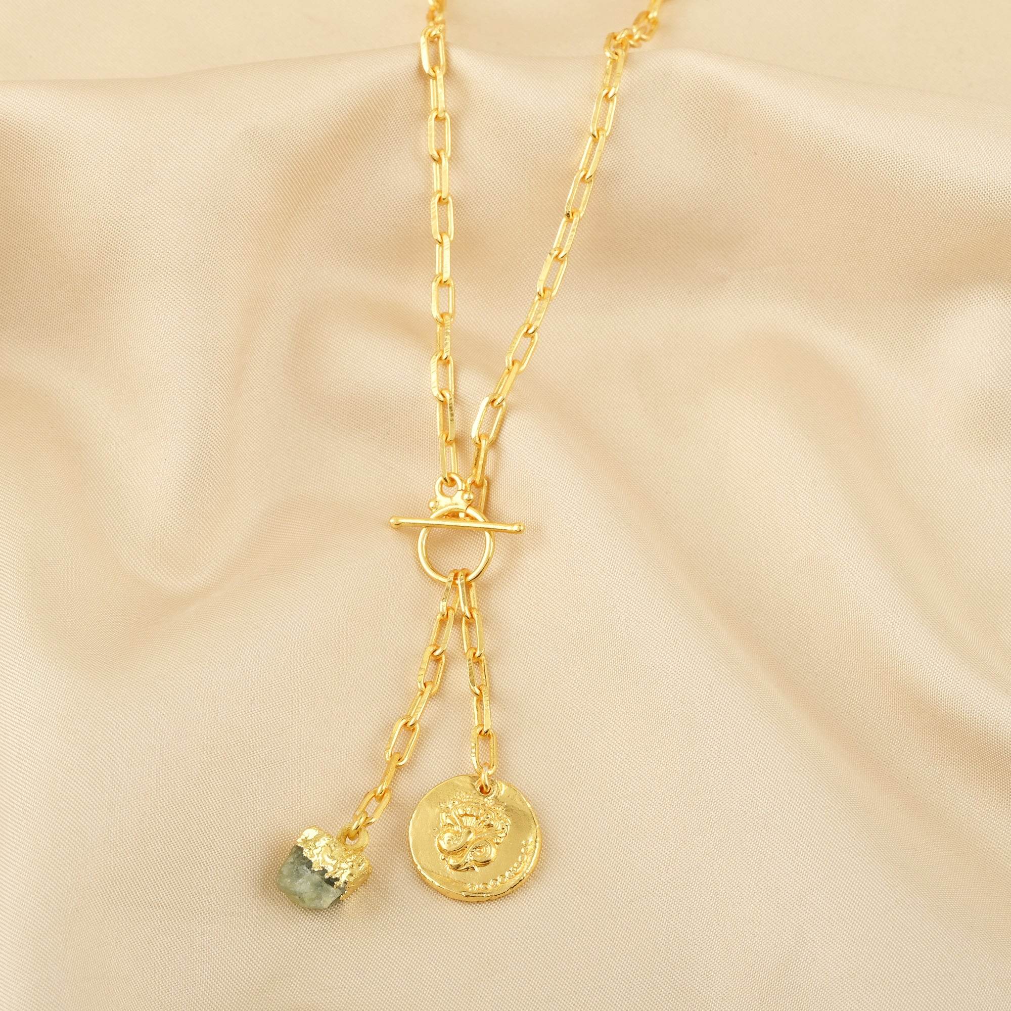 Round Disc with Aquamarine Rough Stone Necklaces - La Vitá Jewels