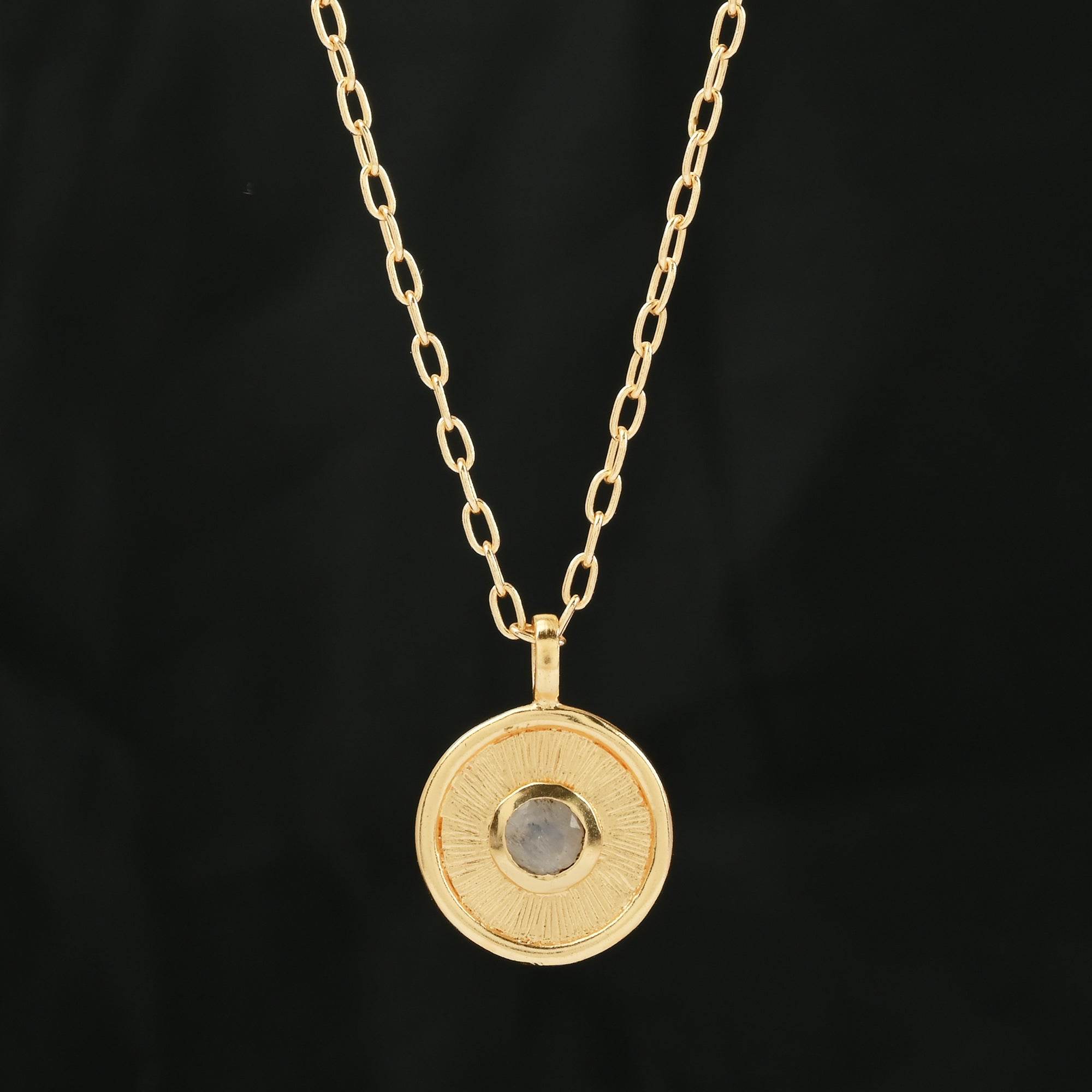 Golden Harmony Moonstone Necklace - La Vitá Jewels