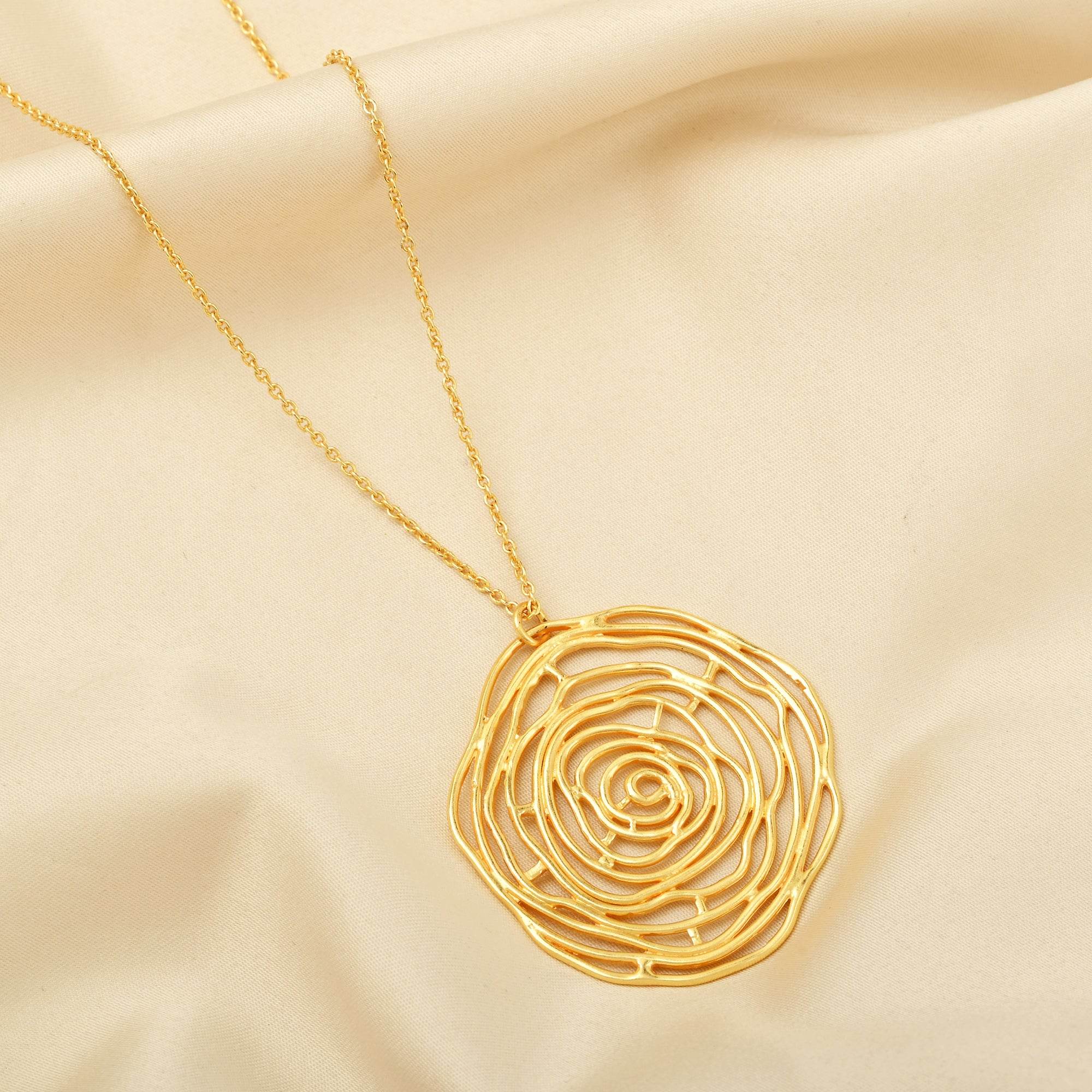 Blooming Flower Necklace - La Vitá Jewels