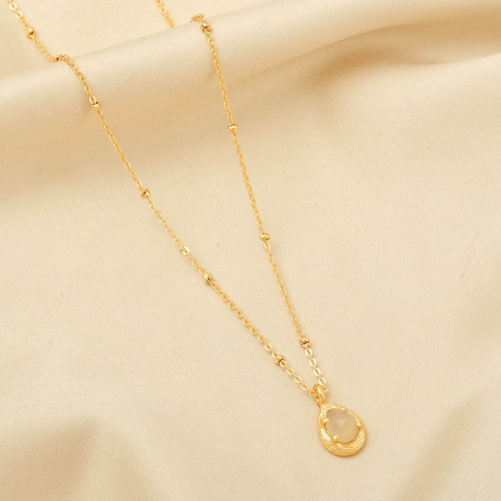 Allena White Chalcy Necklace - La Vitá Jewels