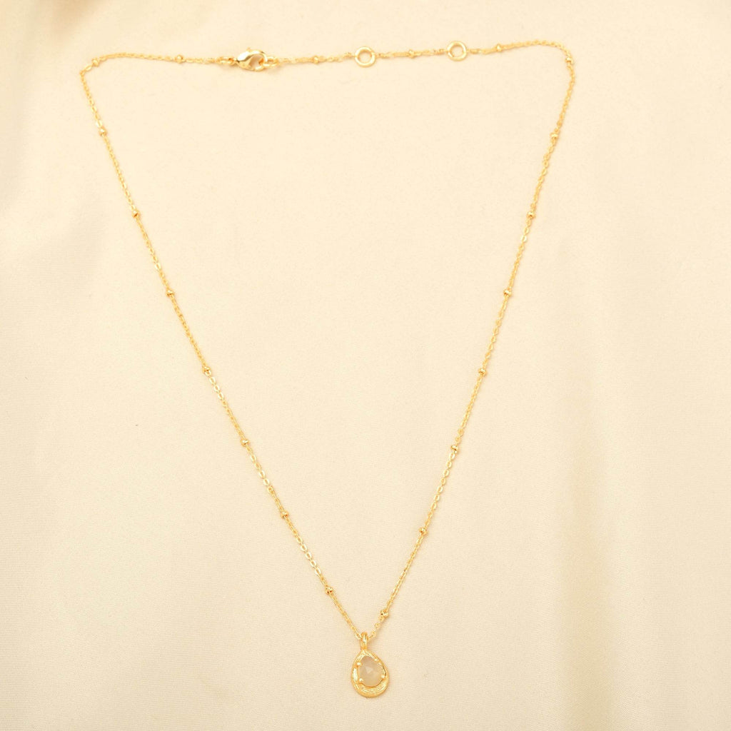 Allena White Chalcy Necklace - La Vitá Jewels