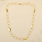 Interlocking with Hammered Leaf Necklaces - La Vitá Jewels