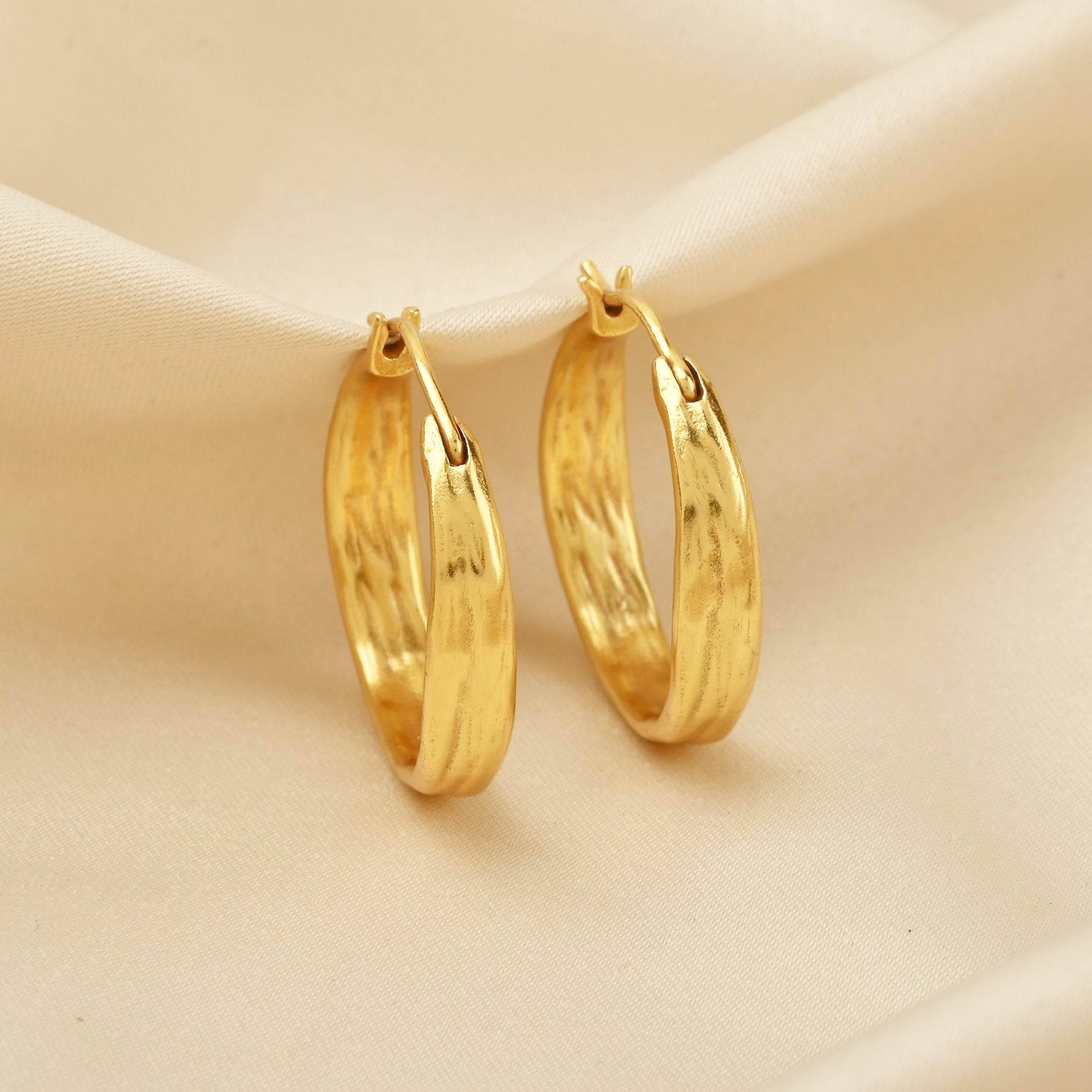 Ember Texture Hoop Earrings - La Vitá Jewels