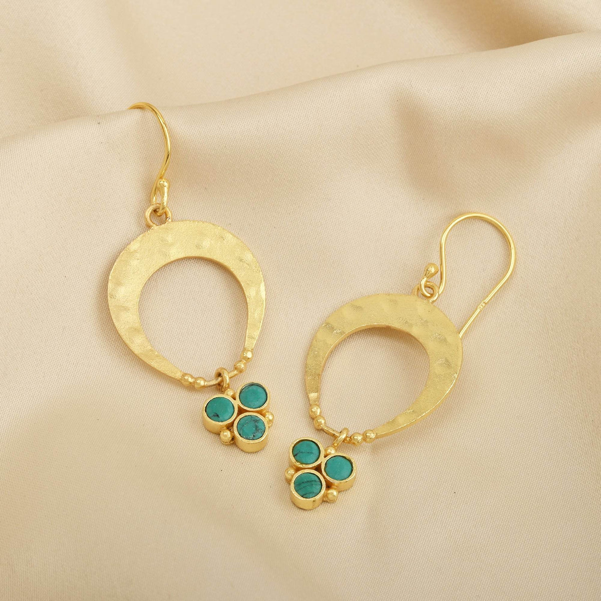 Sterling Silver Turquoise Earrings - La Vitá Jewels